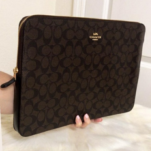 megabus manchester airport to birmingham